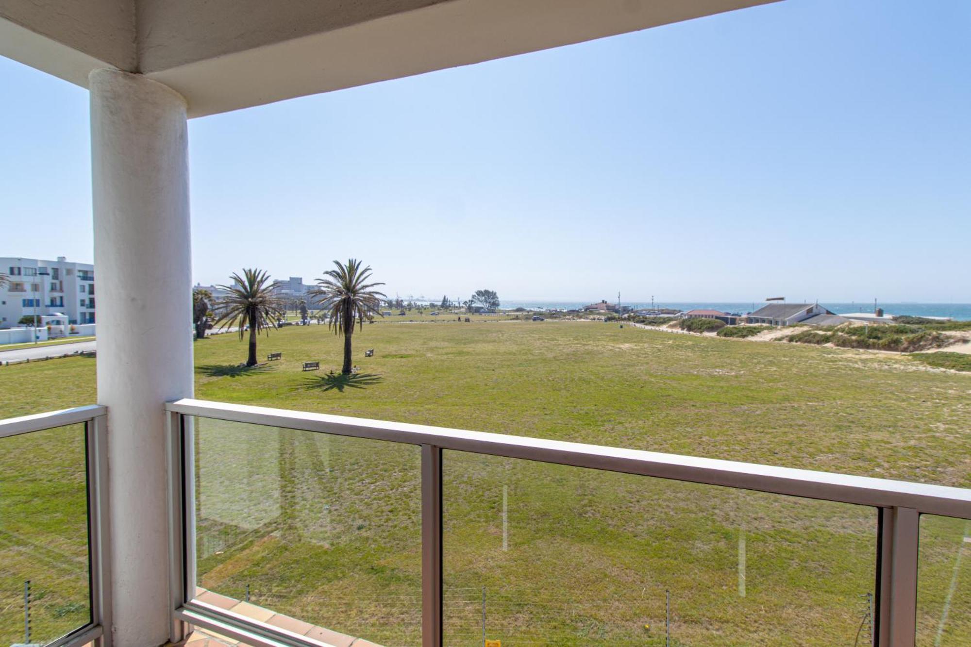 Modern Seaview Apartment Порт-Элизабет Экстерьер фото
